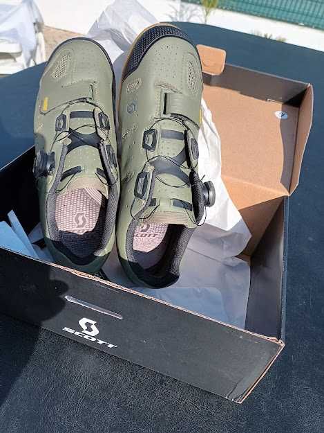 Sapatos SCOTT , Pedais Shimano PD-t400