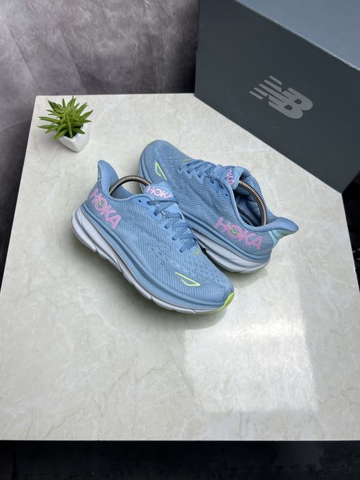Кроссовки Hoka Clifton 9 Розмір 40.5 Original Взуття