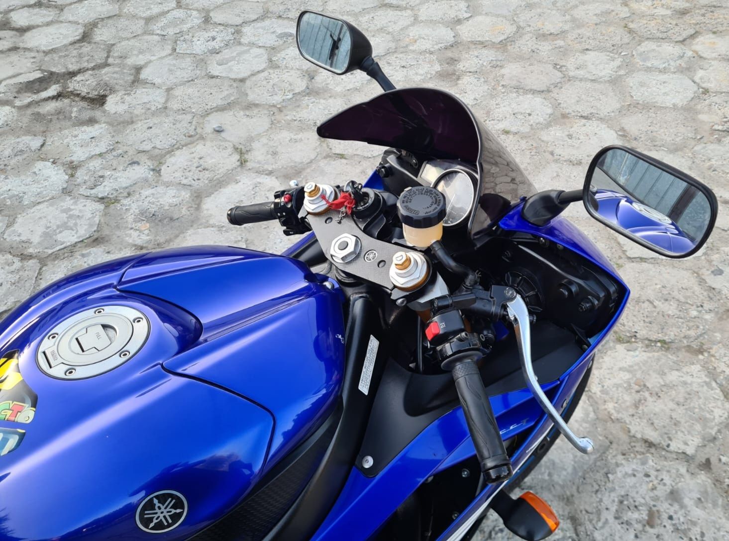 Yamaha R6 600 Rj11