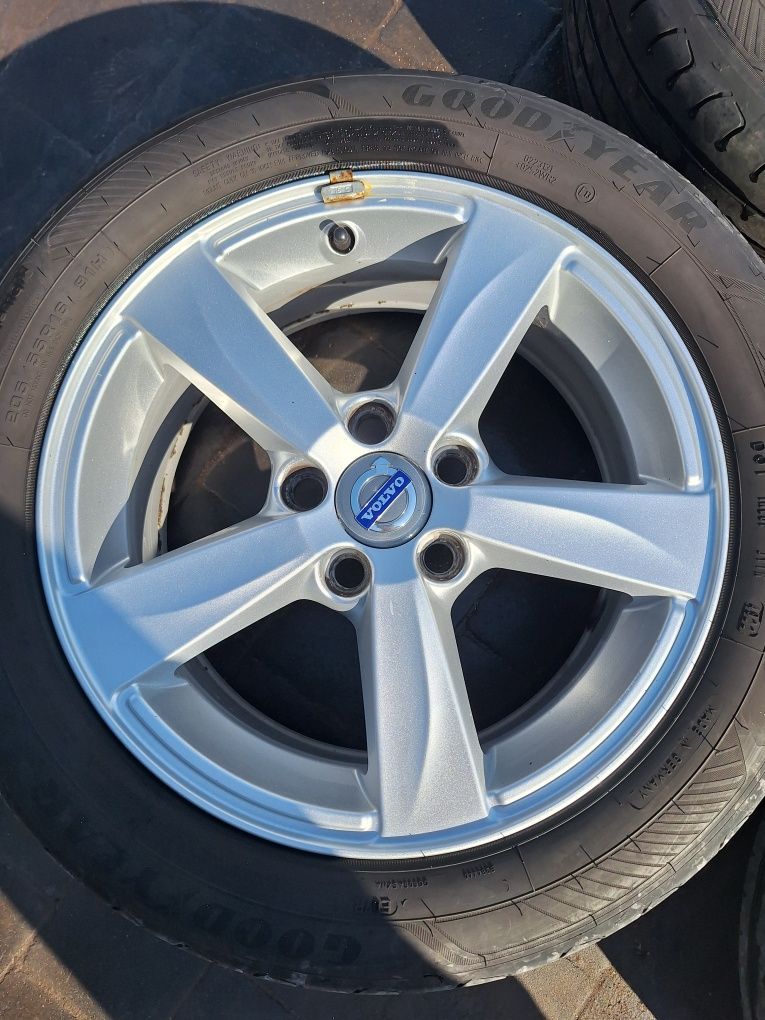 Felgi aluminiowe alufelgi 16" cali 5x108 opony Volvo V40 V50 Focus MK3