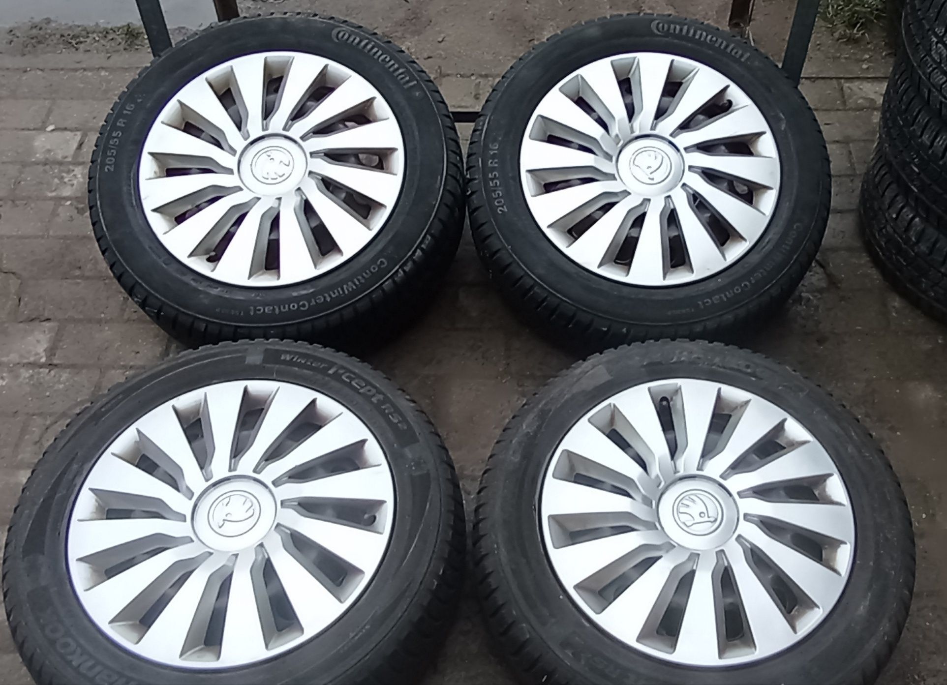 Koła Stalowe 5x112,R16,ET48,6j Skoda Octavia II,III,PassatB7 205/55/16