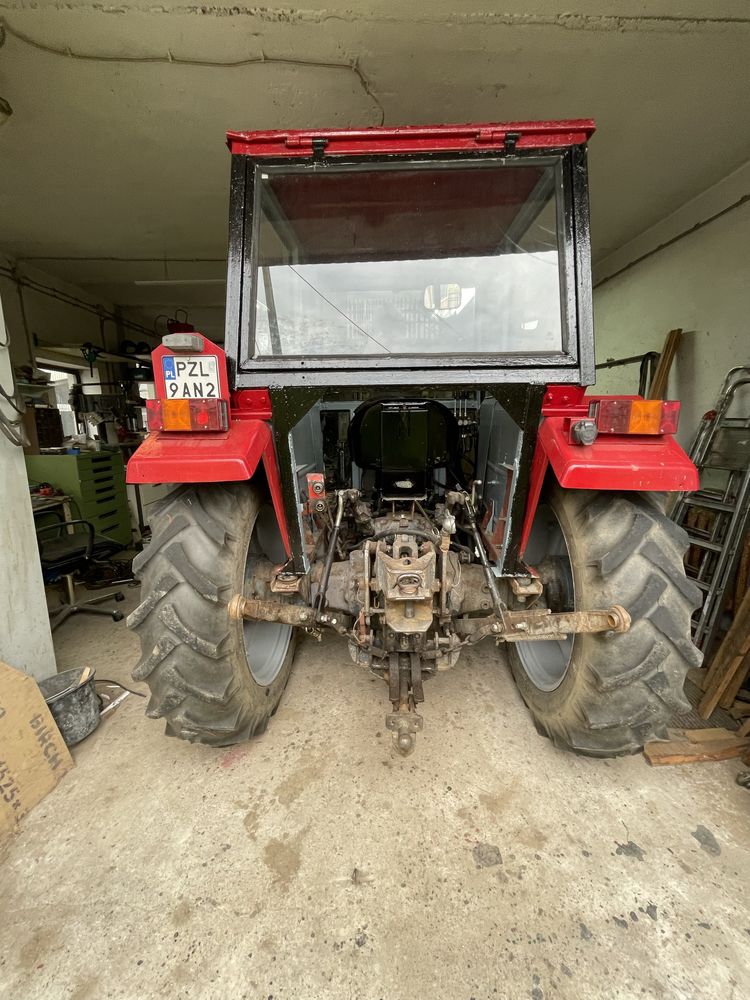 Massey Ferguson 235