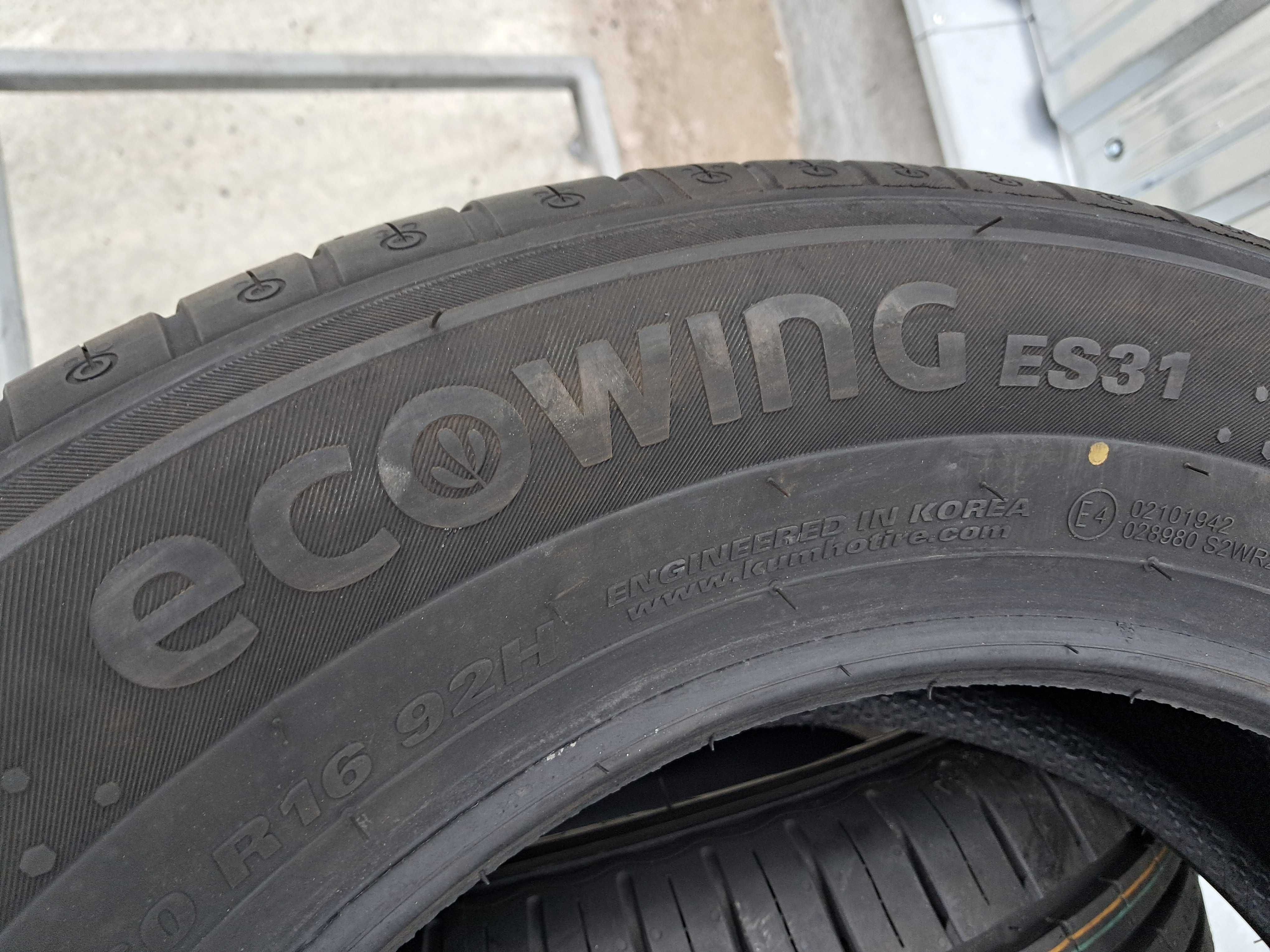 Резина літня, НОВА, 205/60 R16 Kumho Ecowin ES 31 (арт. 10258)