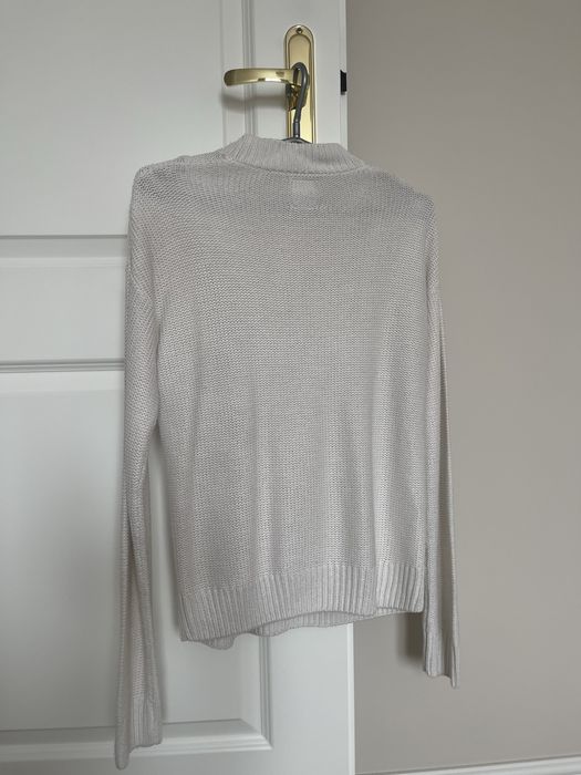 Biały sweter rozmiar S Sinsay