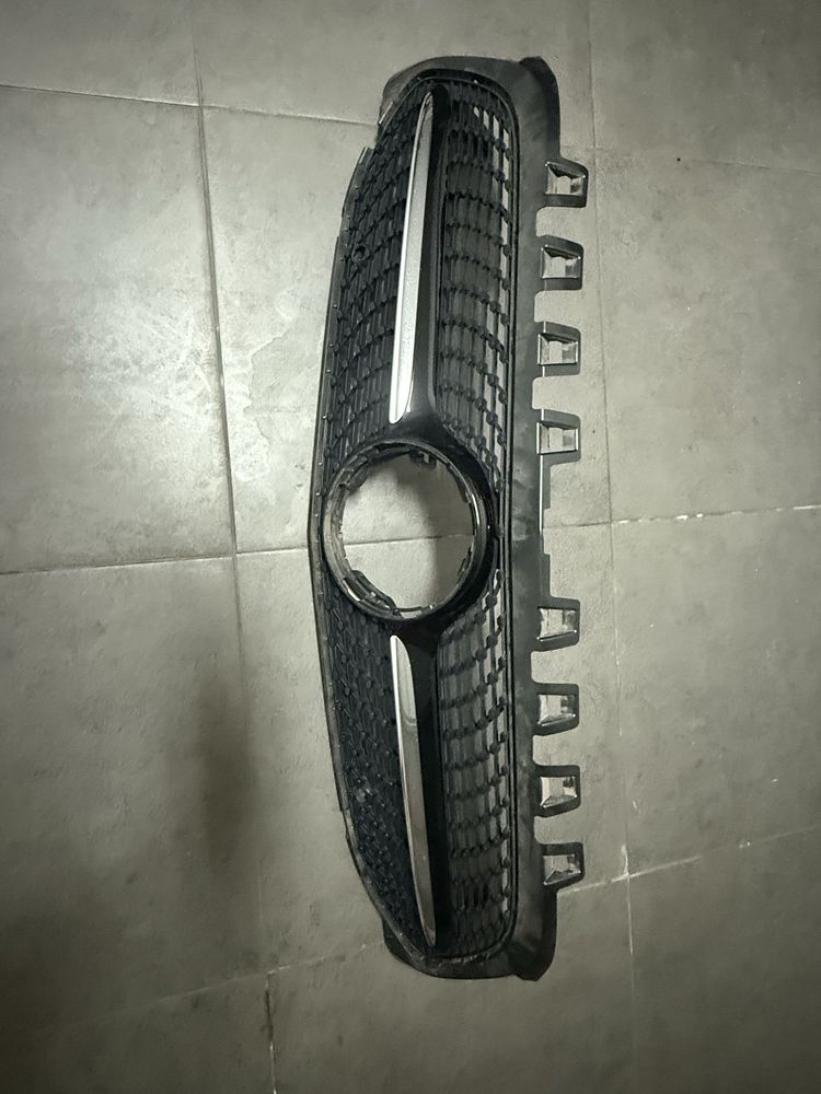 Grelha original mercedez w177