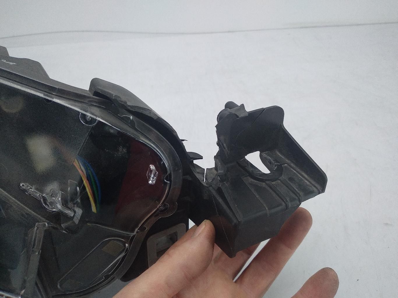 LAMPA PRAWA PRZOD FULL LED MAZDA 6 GJ KOITO 100-65041