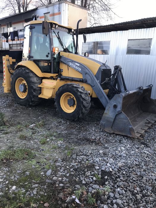 Екскаватор навантажувач Вольво BL 71 2005 р.в в доброму робочому стані