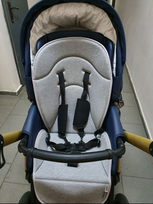 2в1 Коляска Mioobaby Zoom Royal Edition Navy-Gold
