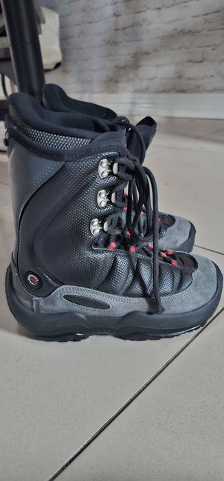 Buty snowboard dziecięce