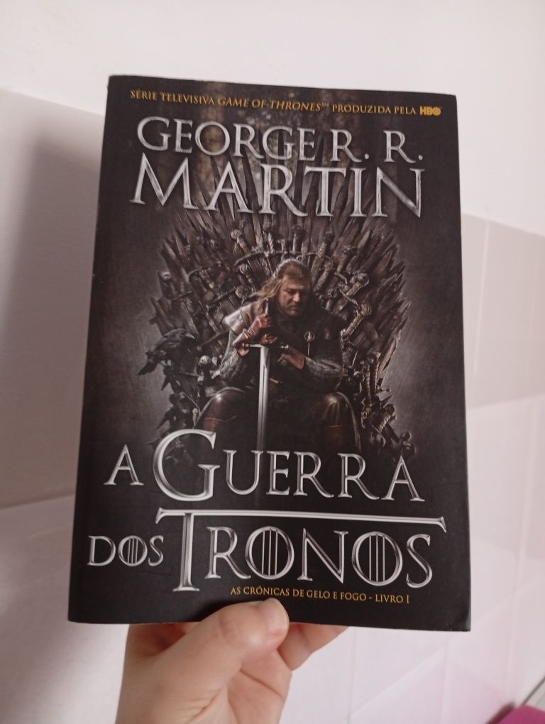 Vol 1 a 3, Crónicas de Fogo e Gelo