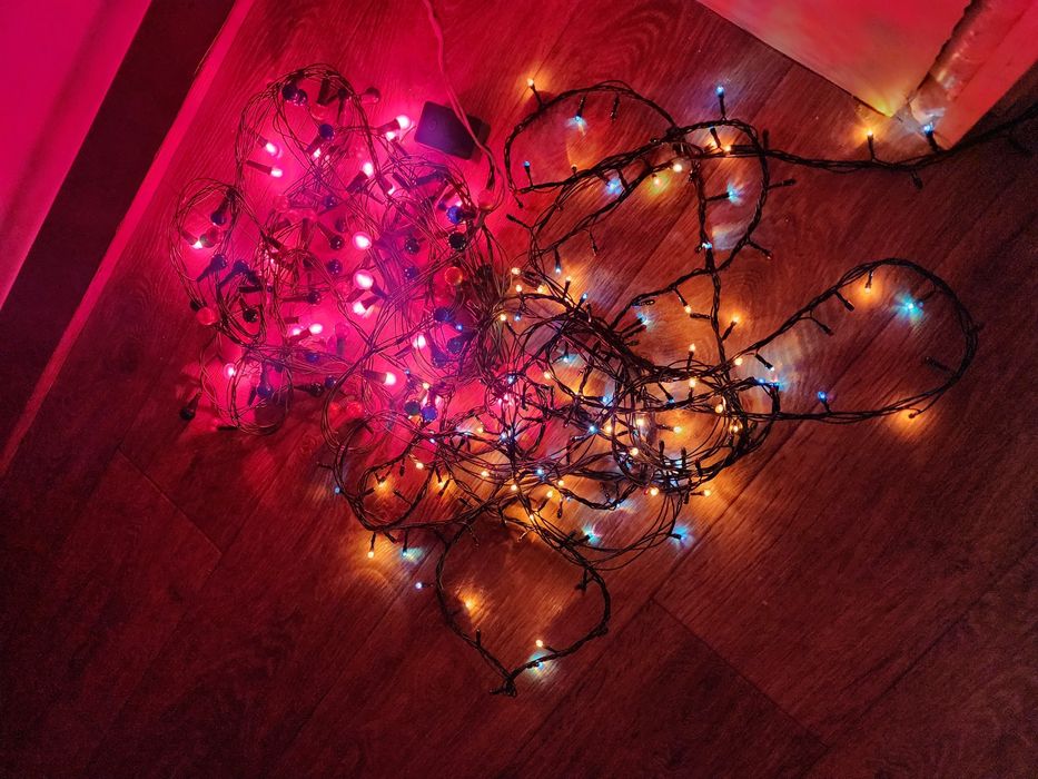 Гирлянды 2 штуки исправные