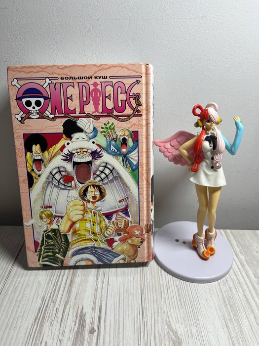 Манга і фігурка One Piece