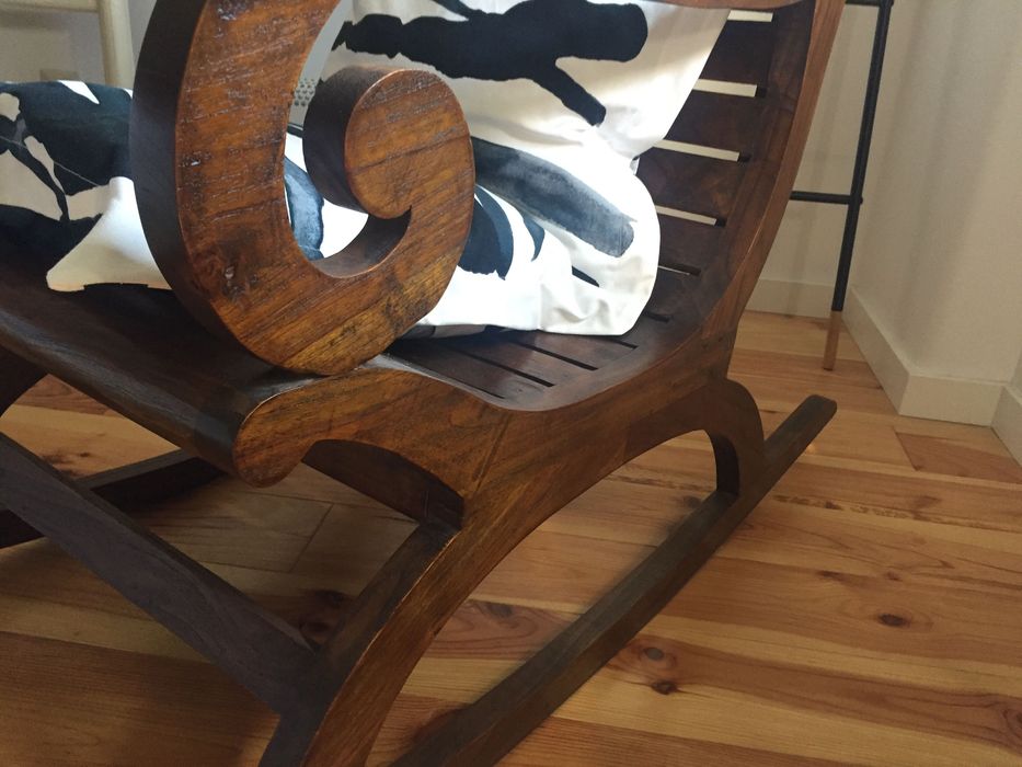 Cadeirão balouço madeira maciça