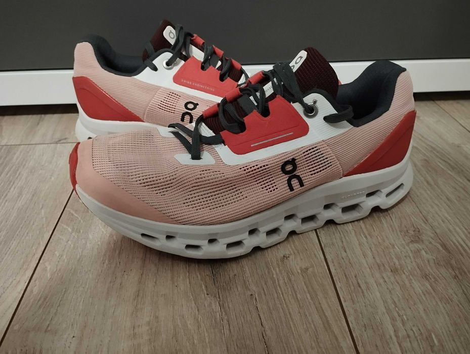 On Running Cloudstratus buty do biegania size 38