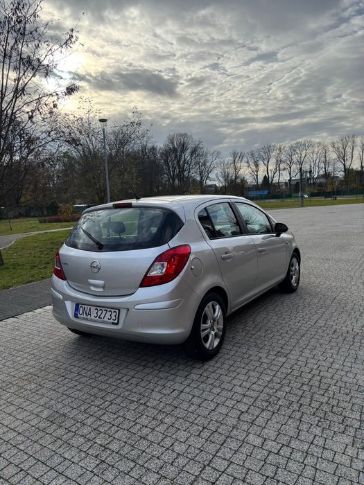 Opel Corsa 1.2 2011r klima Alu Serwis Prywatna