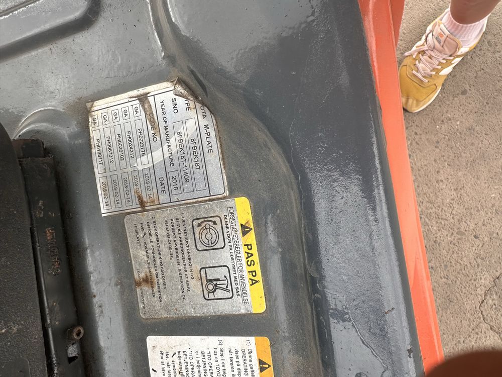 Wózek widłowy Toyota E8118
