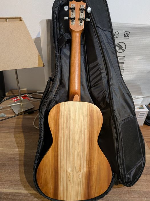 Ukulele APC Tenor TS