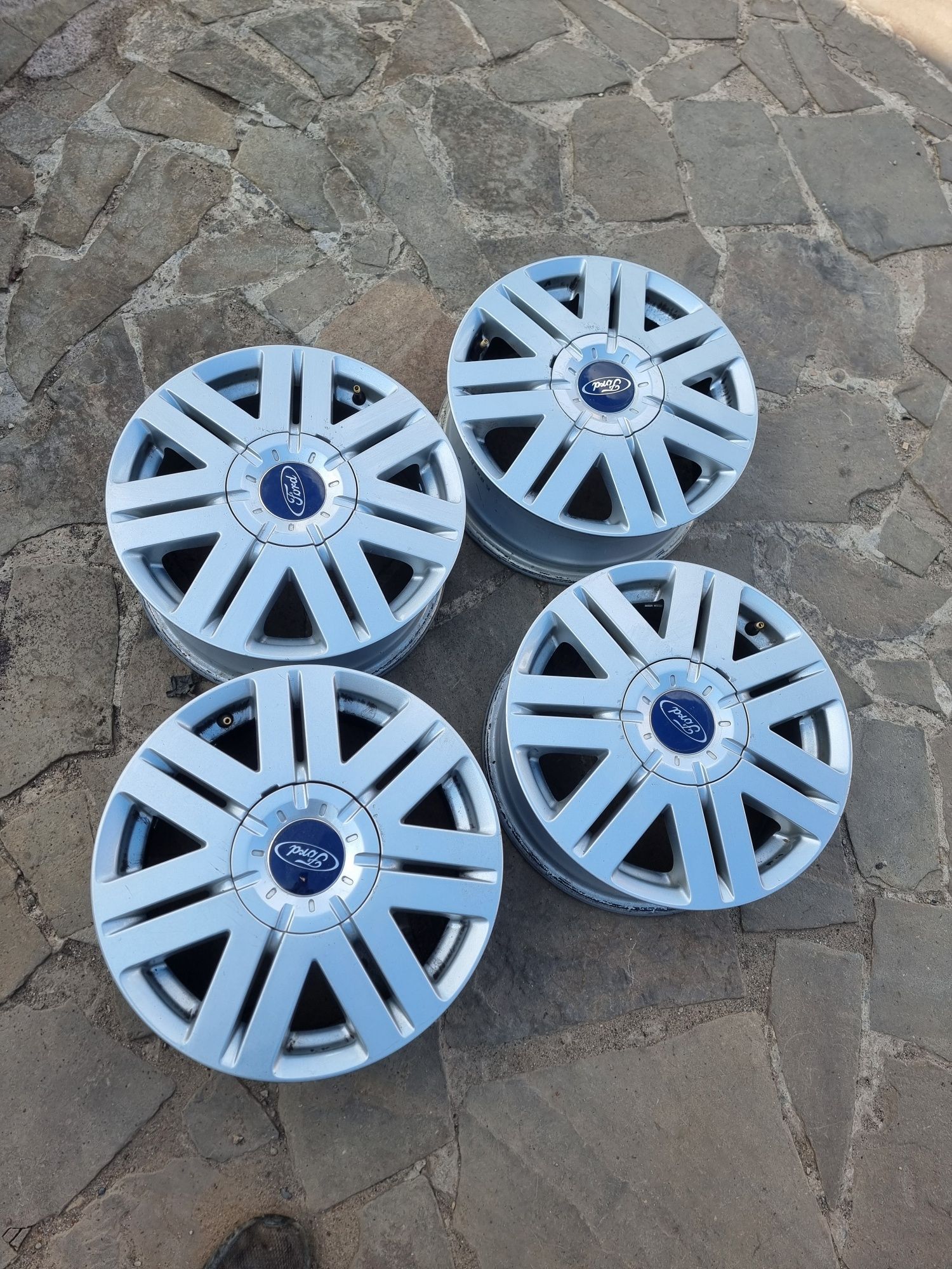 Диски  Ford r15 4x108 6j et52