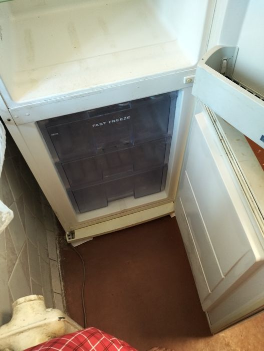 Продам холодильник снайге