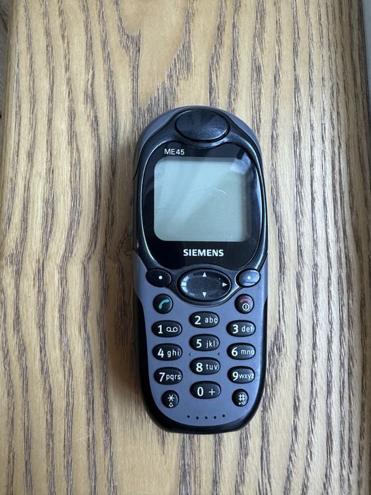 Телефон оригінал siemens me45 + зарядний пристрій