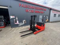 Paleciak elektryczny 1250 kg 250 cm pochył wysuw wideł wózek widłowy