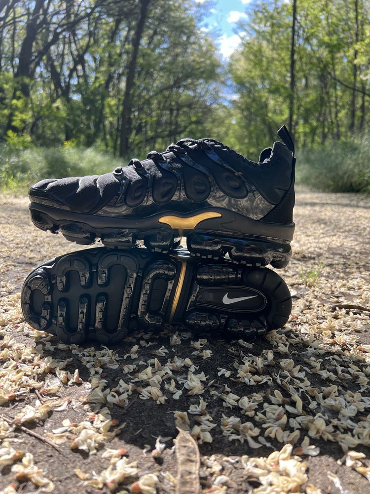 БЕЗ ПЕРЕДОПЛАТИ!!! Кросівки Vapormax Black/Gold