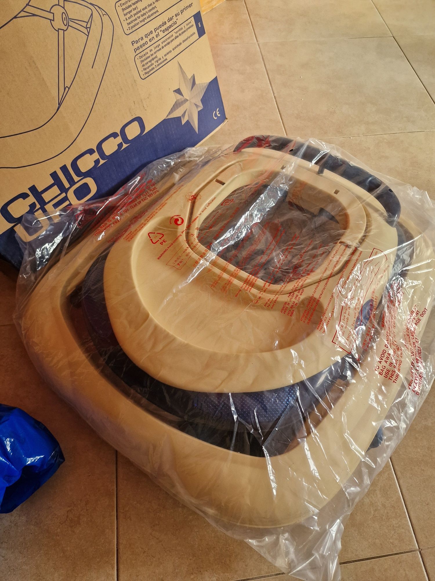 Andador/aranha Chicco