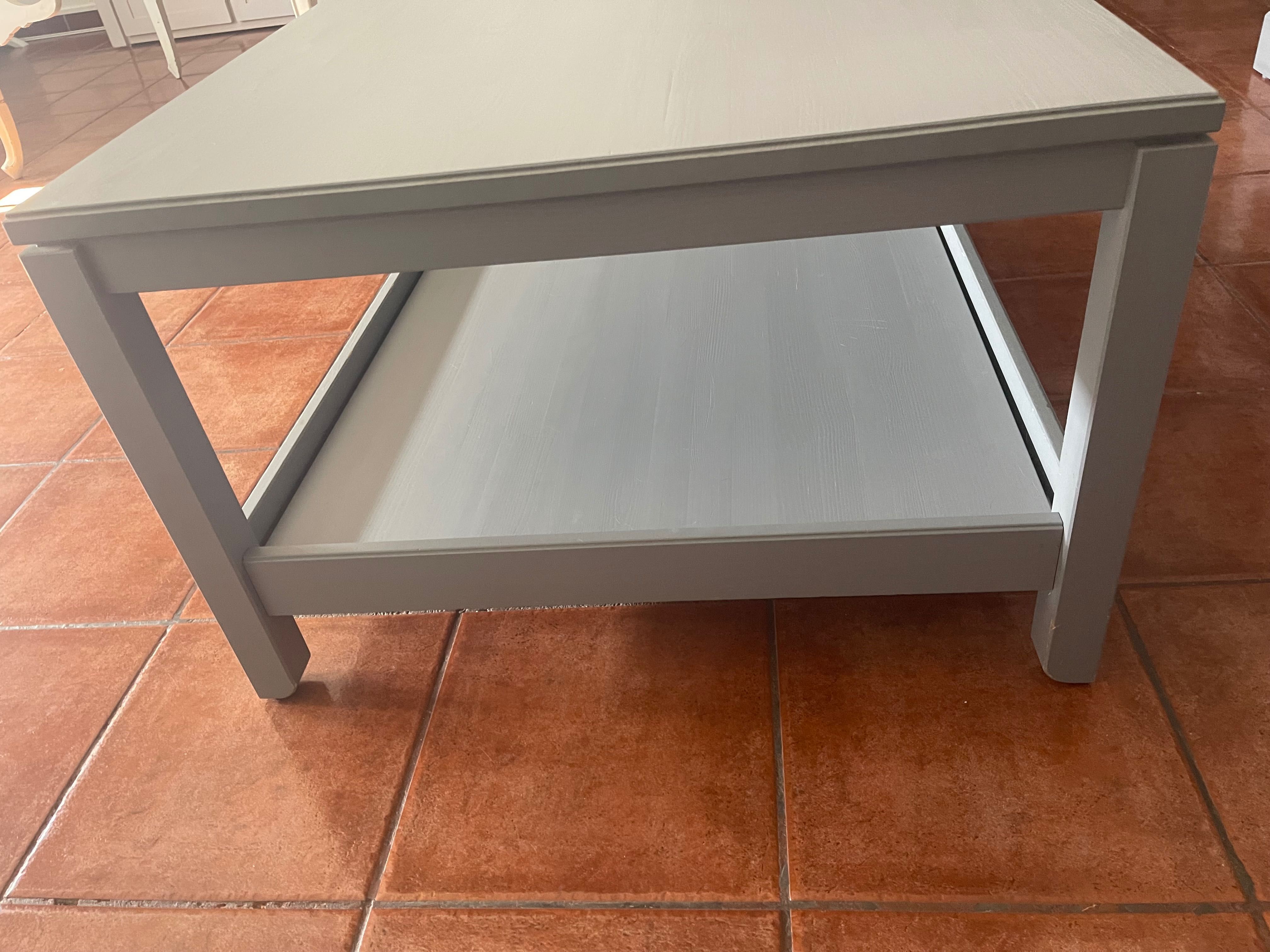 Móvel televisão + vitrina + mesa