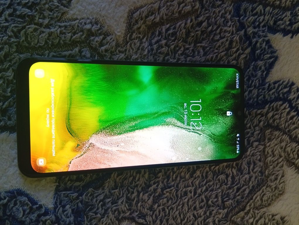 Продаю мобильный телефон Samsung Galaxy A50
