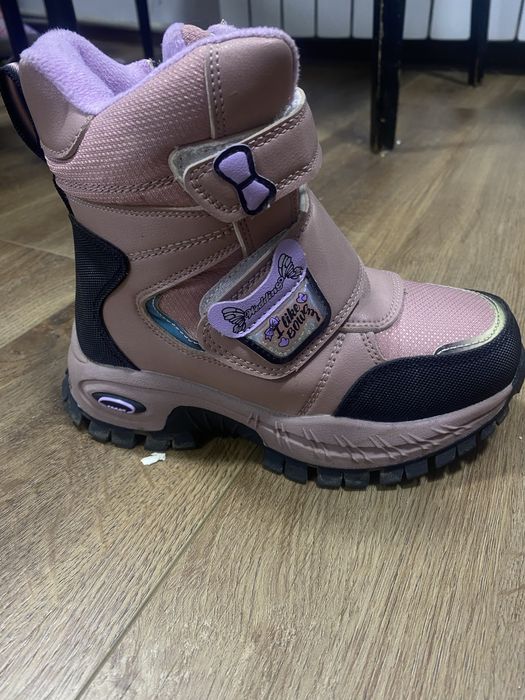 Продам сапожки зимние