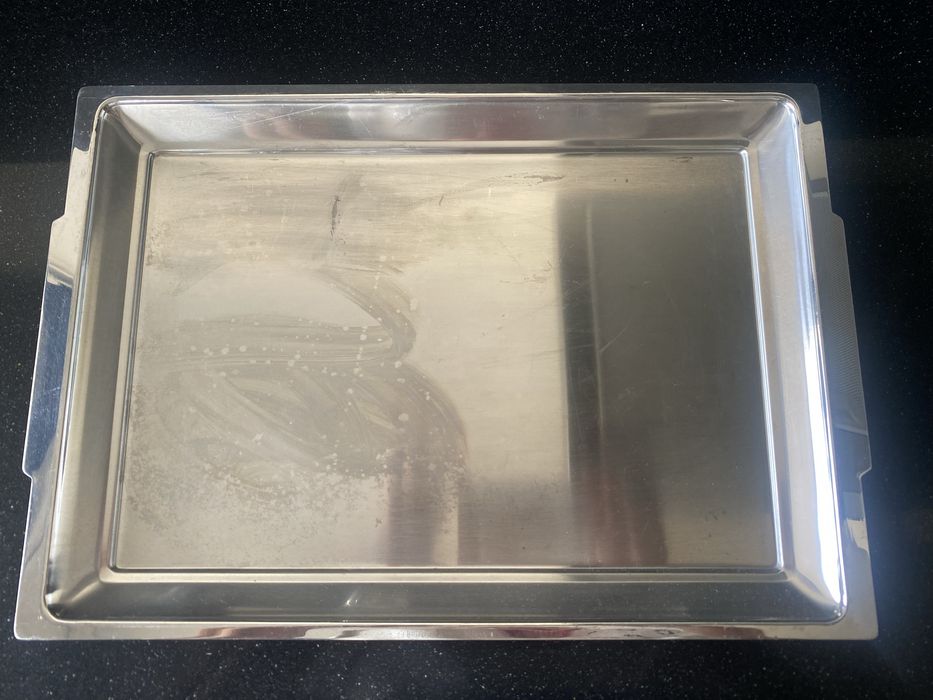 Tabuleiro inox como novo