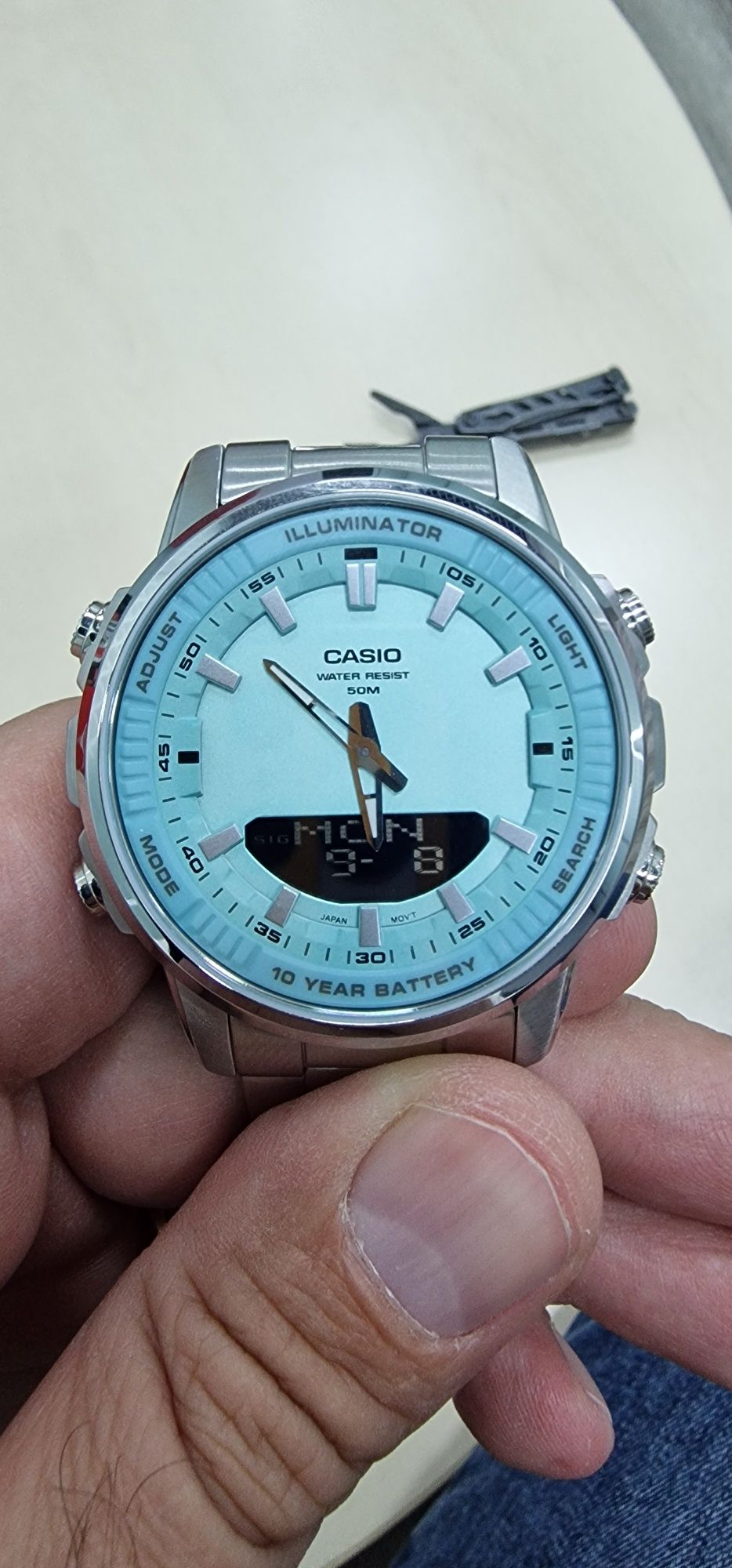 Продам часы CASIO AMW-8800-2A2