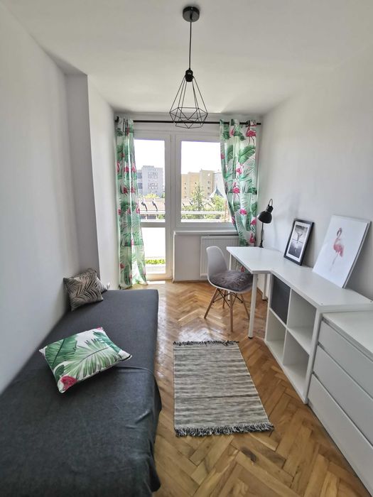 Pokój jednoosobowy z balkonem centrum Rondo Mogilskie od grudnia