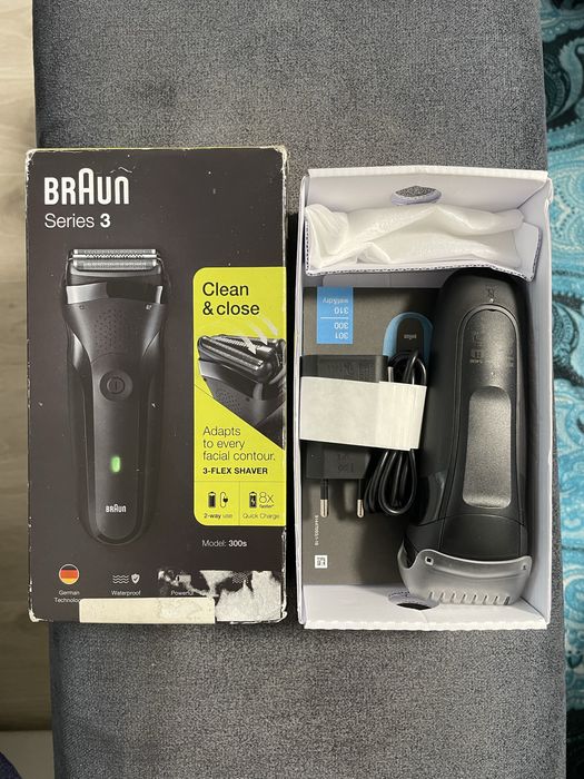Електробритва Braun Series 3