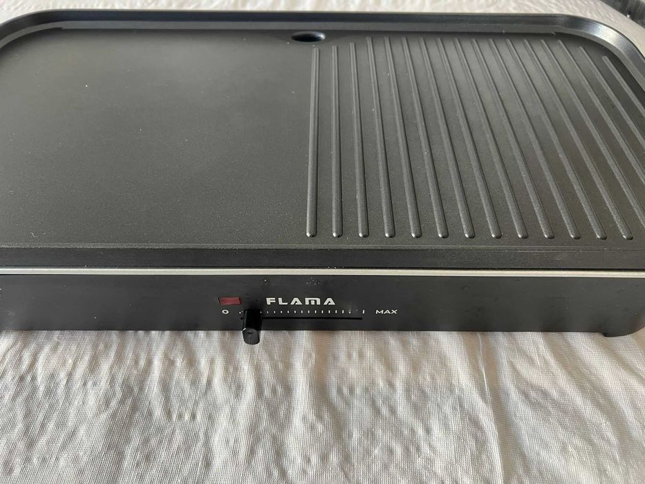 Grelhador elétrico Flama 4840FL