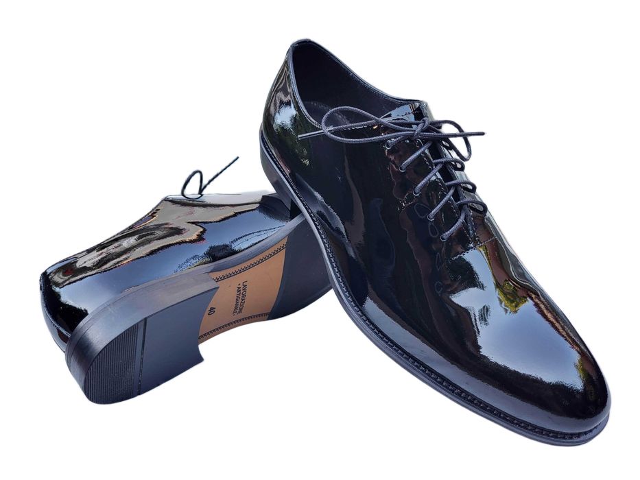 Lakierki męskie nowe 40 wkładka