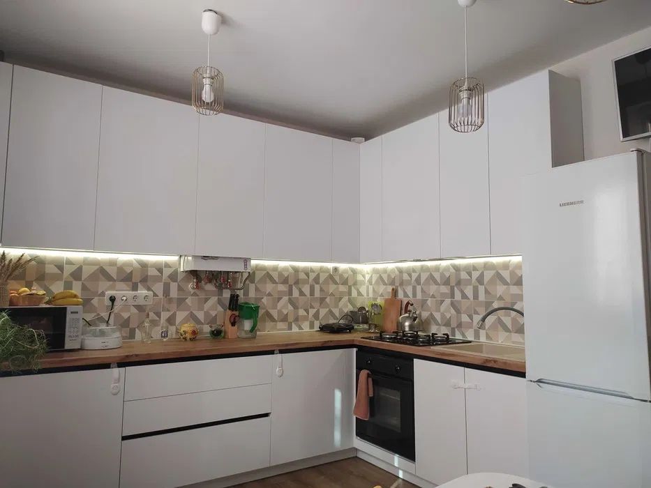 Двокімнатна квартира з якісним ремонтом! Газ! Балкон! Затишний ЖК!