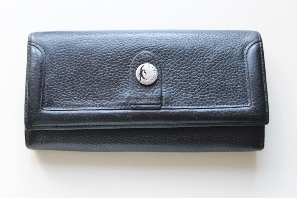 Продам женский чёрный кожаный кошелек