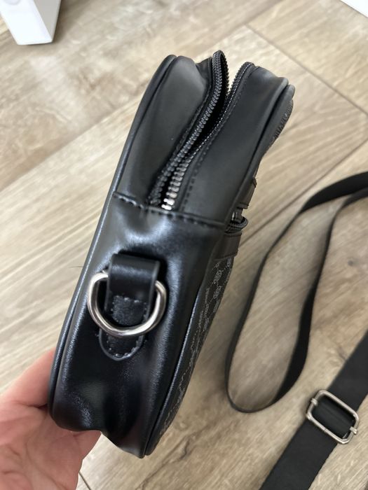 Мужская сумка в стиле Луи Витон, плечевая , с широким ремнем