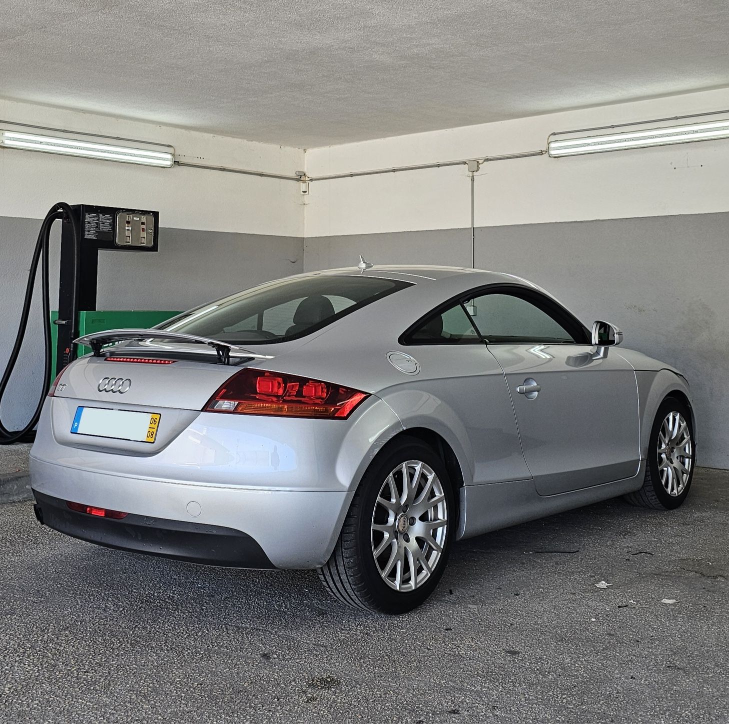 Audi TT 8J  2.0 TFSI Nacional