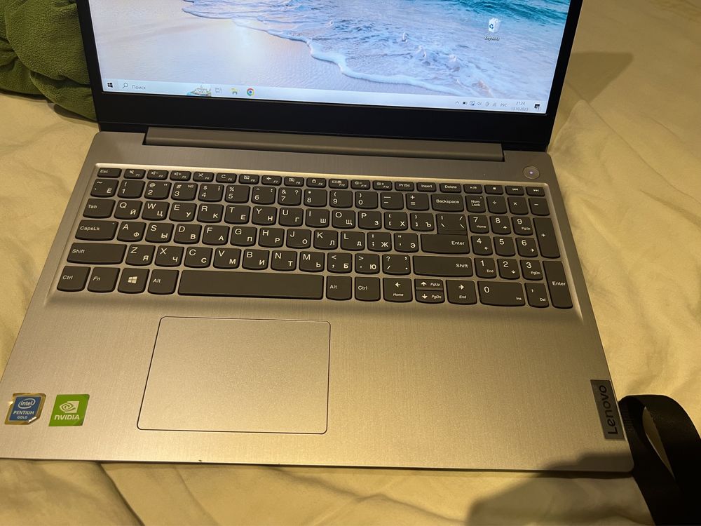 Laptop Lenovo IdeaPad 3 15IML05