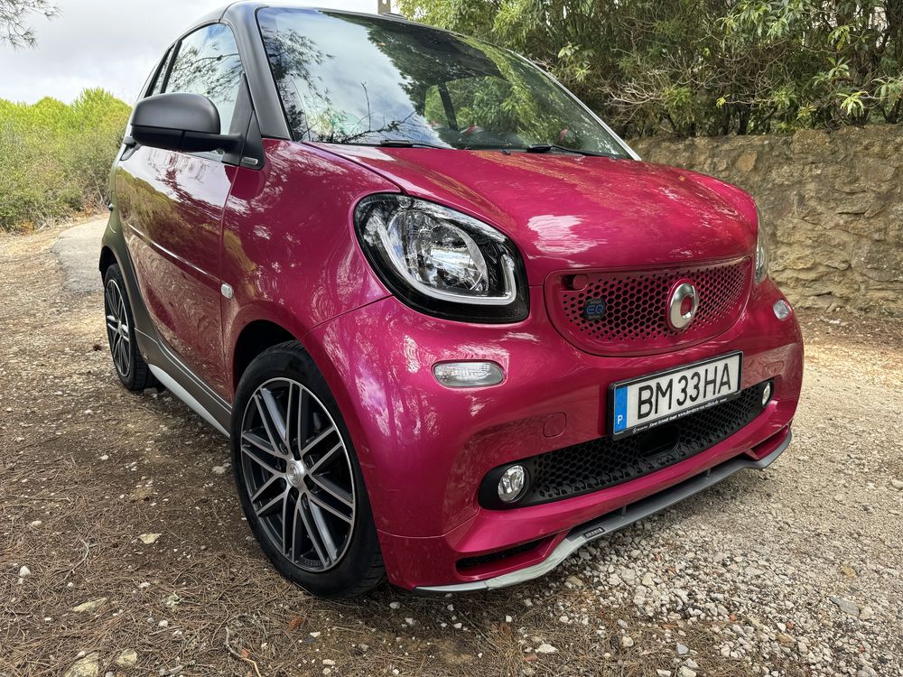 Smart FourTwo EQ eletrico Brabus Cabrio (ROSA)