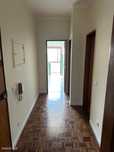 Apartamento T2, renovado, central