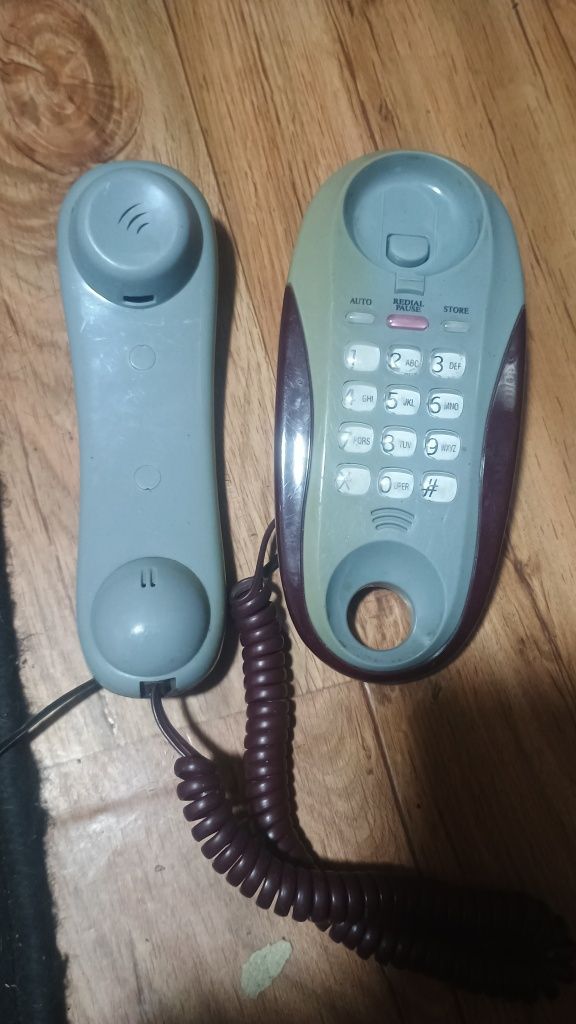 Telefon stacjonarny