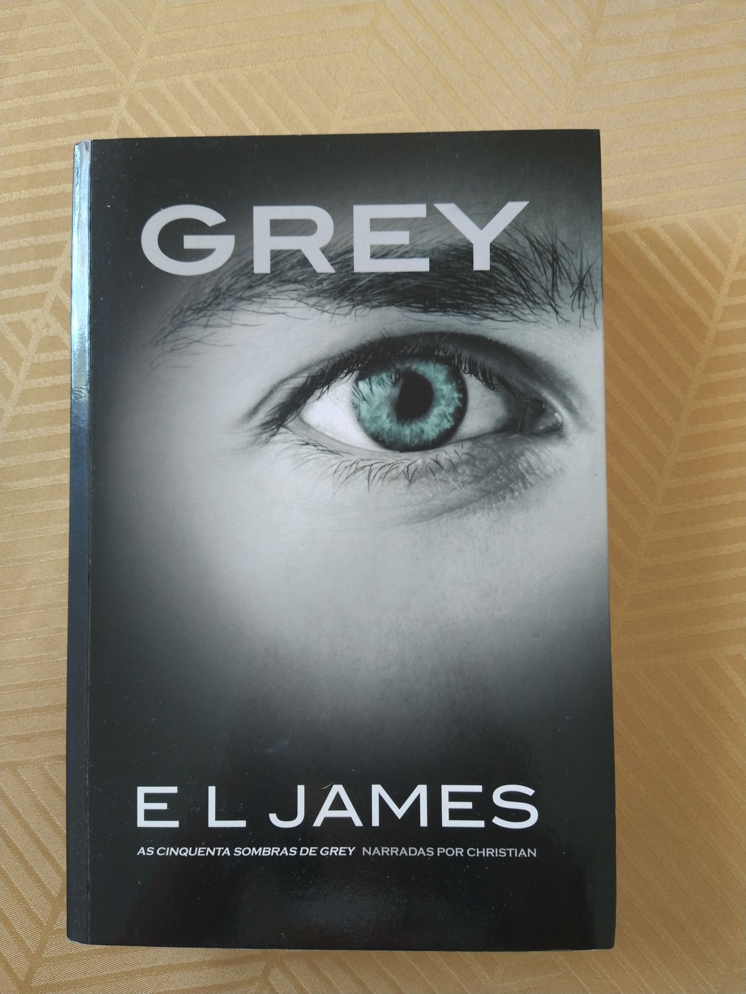 Livro Grey 9 euros