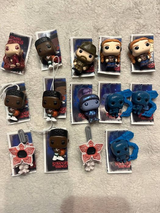 Колекційні іграшки кіндер ОСД