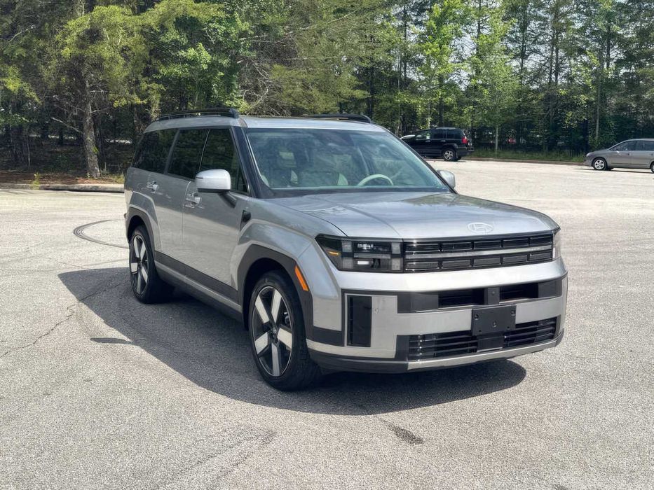 Hyundai Santa Fe Limited      2024