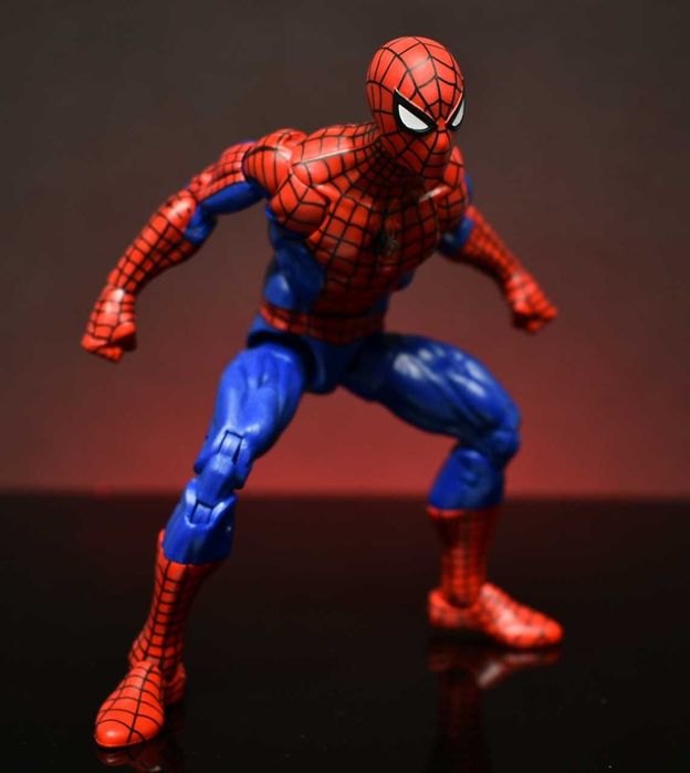 Marvel legens Spider-Man Retro Wave Figura de Ação Portes Grátis