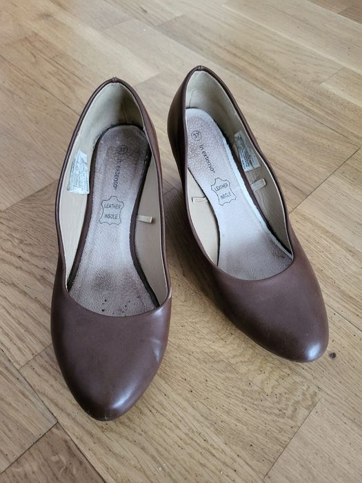 Brązowe buty na koturnie 37 rozm