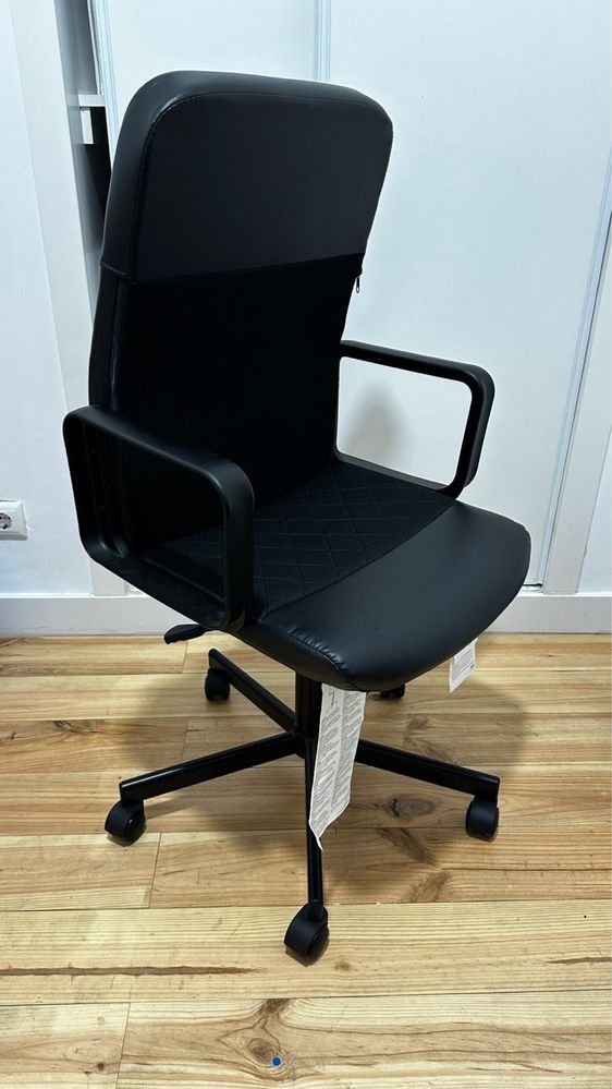 Vendo cadeira de computador IKEA